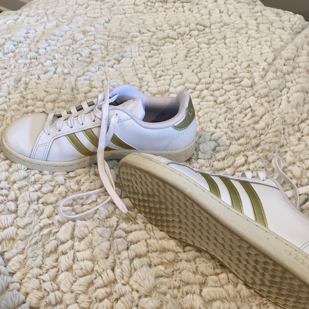 Gently used Adidas Grand Court Sneakers